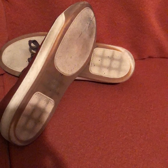 Shoes - Picture 7 of 7